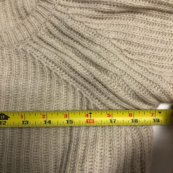 Brandy Melville Lana Wool Sweater Womens One Size - Picture 3 of 5